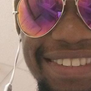 Meet your Posher, Elijah